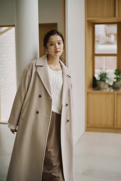 ダブル釦チェスターコート