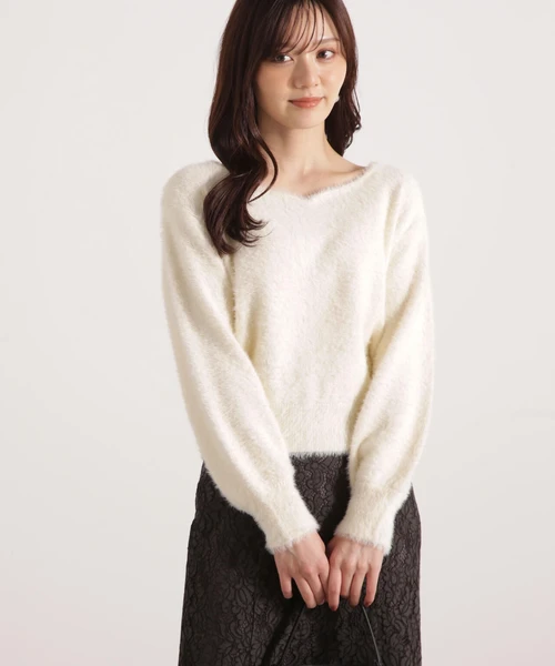 ミニシャギーハートネックニット【ラメピンク：WEB・一部店舗限定】