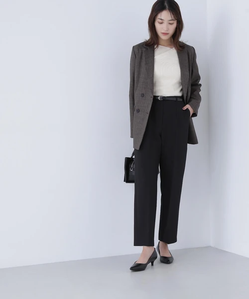 ＜骨格ストレート＞ベルト付スリムストレートパンツ
