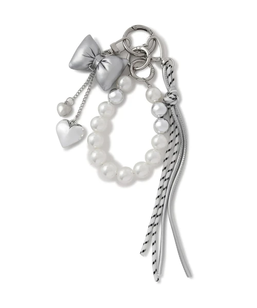 ラブリーアイコンチャーム