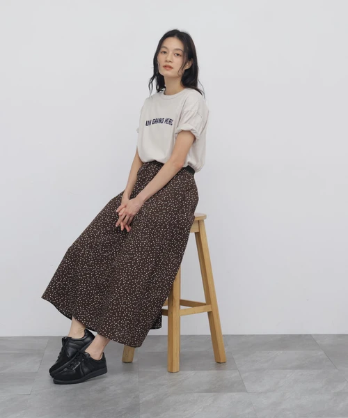 フロッキープリントクルーネックＴシャツ