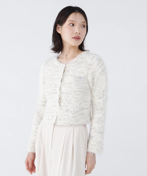 ＜骨格ウェーブ＞羽織るだけで 華やかリボンフェザーニット