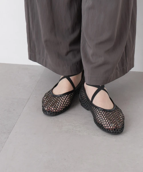 ストラップメッシュバレエシューズ