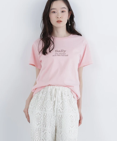 ロゴプリントTシャツ