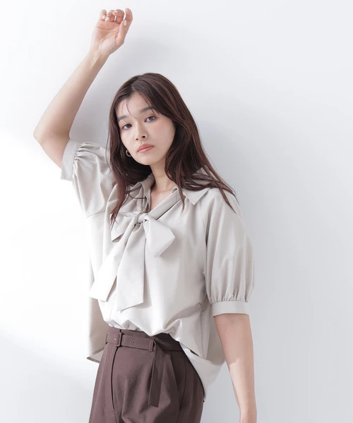 スキッパーリボンタイブラウス半袖